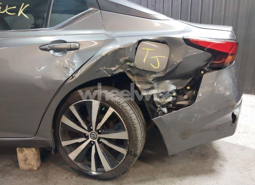 Photo 19 of 2019 Nissan Altima 2.5 SR (VIN 1N4BL4CW6KN303044)