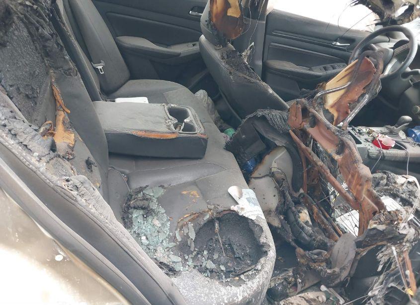 Photo 8 of 2020 Nissan Altima SR INTELLIGENT AWD (VIN 1N4BL4CW6LC151067)