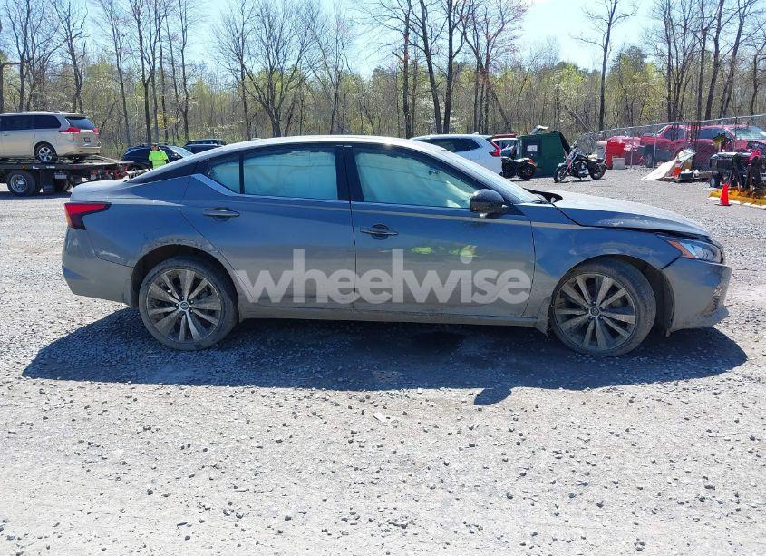 Photo 13 of 2022 Nissan Altima SR INTELLIGENT AWD (VIN 1N4BL4CW6NN357089)