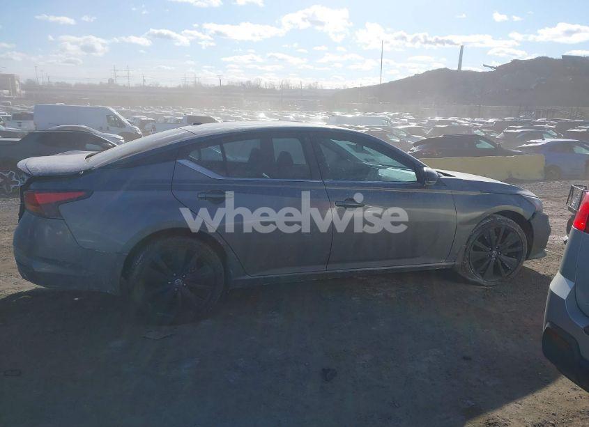 Photo 13 of 2022 Nissan Altima SR INTELLIGENT AWD (VIN 1N4BL4CW6NN385961)