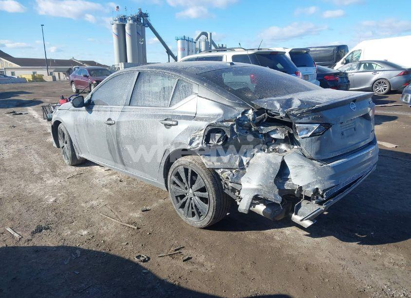 Photo 3 of 2022 Nissan Altima SR INTELLIGENT AWD (VIN 1N4BL4CW6NN385961)