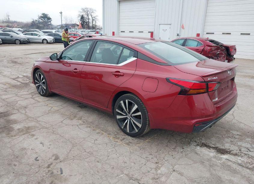 Photo 3 of 2019 Nissan Altima 2.5 SR (VIN 1N4BL4CW7KC199191)