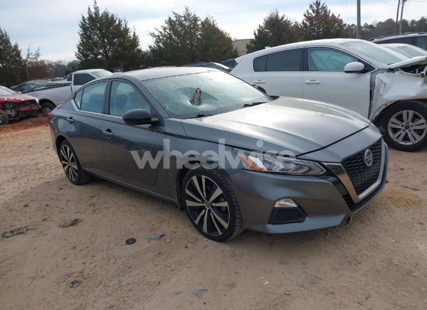 2019 Nissan Altima 2.5 SR (VIN 1N4BL4CW7KN325361) main photo