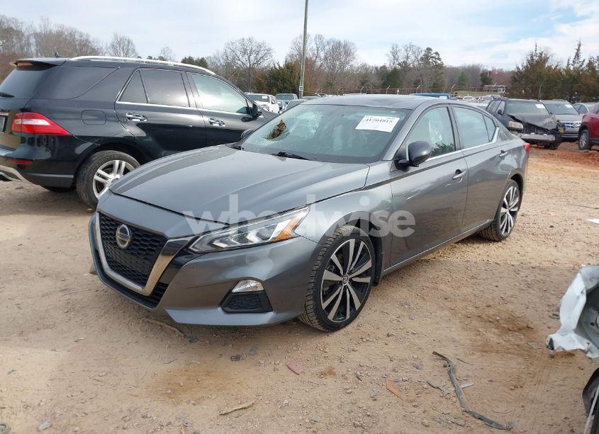 Photo 2 of 2019 Nissan Altima 2.5 SR (VIN 1N4BL4CW7KN325361)