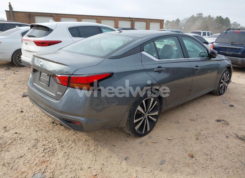 Photo 4 of 2019 Nissan Altima 2.5 SR (VIN 1N4BL4CW7KN325361)