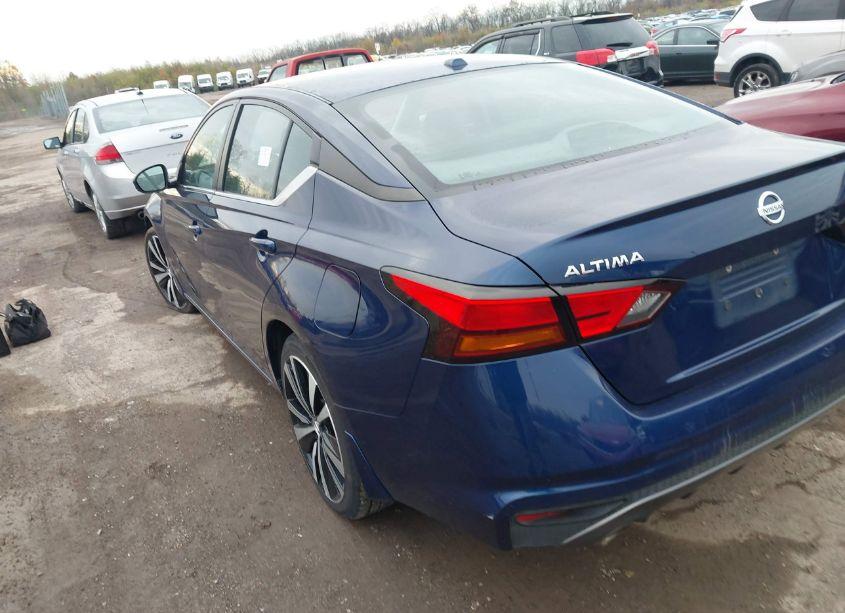 Photo 3 of 2019 Nissan Altima 2.5 SR (VIN 1N4BL4CW7KN325537)