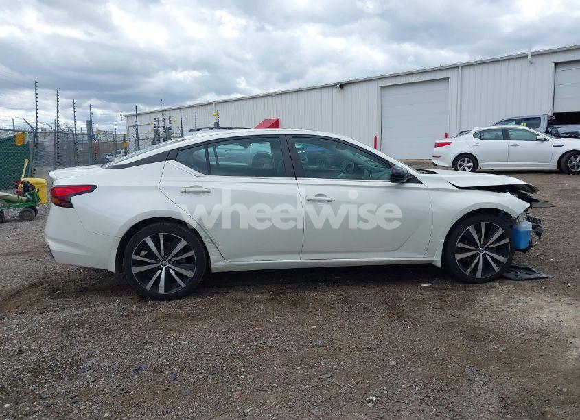 Photo 13 of 2020 Nissan Altima SR INTELLIGENT AWD (VIN 1N4BL4CW7LC116473)