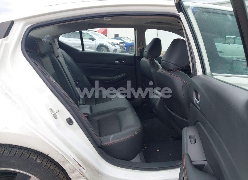 Photo 8 of 2020 Nissan Altima SR INTELLIGENT AWD (VIN 1N4BL4CW7LC116473)