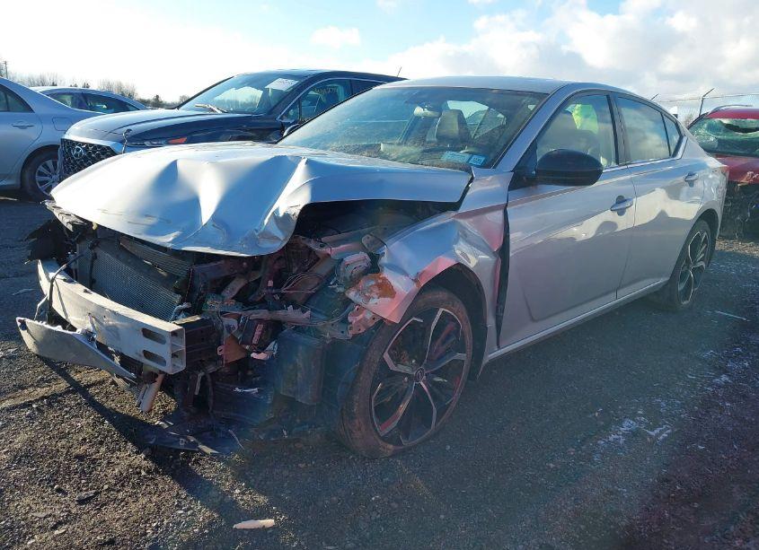 Photo 2 of 2023 Nissan Altima SR INTELLIGENT AWD (VIN 1N4BL4CW7PN301360)