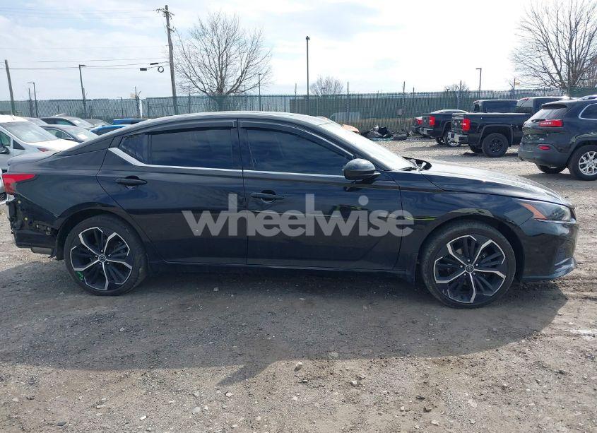 Photo 13 of 2023 Nissan Altima SR INTELLIGENT AWD (VIN 1N4BL4CW7PN308356)