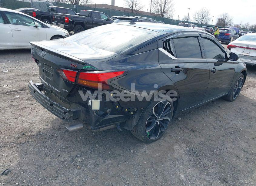 Photo 4 of 2023 Nissan Altima SR INTELLIGENT AWD (VIN 1N4BL4CW7PN308356)