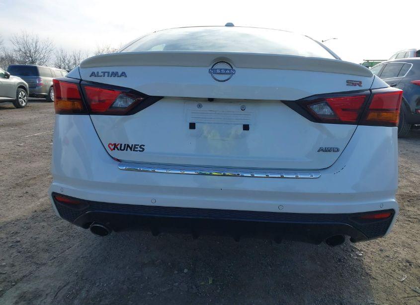 Photo 16 of 2023 Nissan Altima SR INTELLIGENT AWD (VIN 1N4BL4CW7PN358190)