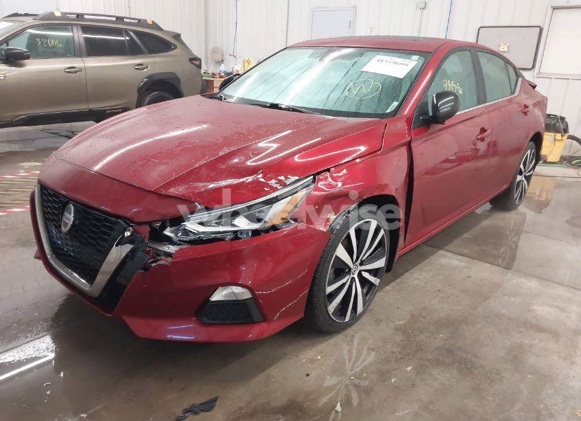 Photo 2 of 2020 Nissan Altima SR INTELLIGENT AWD (VIN 1N4BL4CW8LC191957)