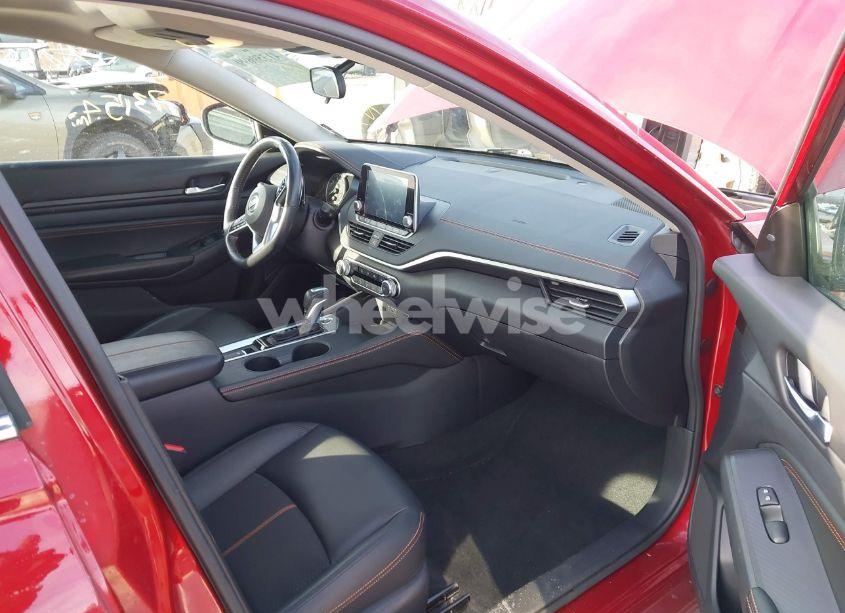 Photo 5 of 2020 Nissan Altima SR INTELLIGENT AWD (VIN 1N4BL4CW8LC191957)