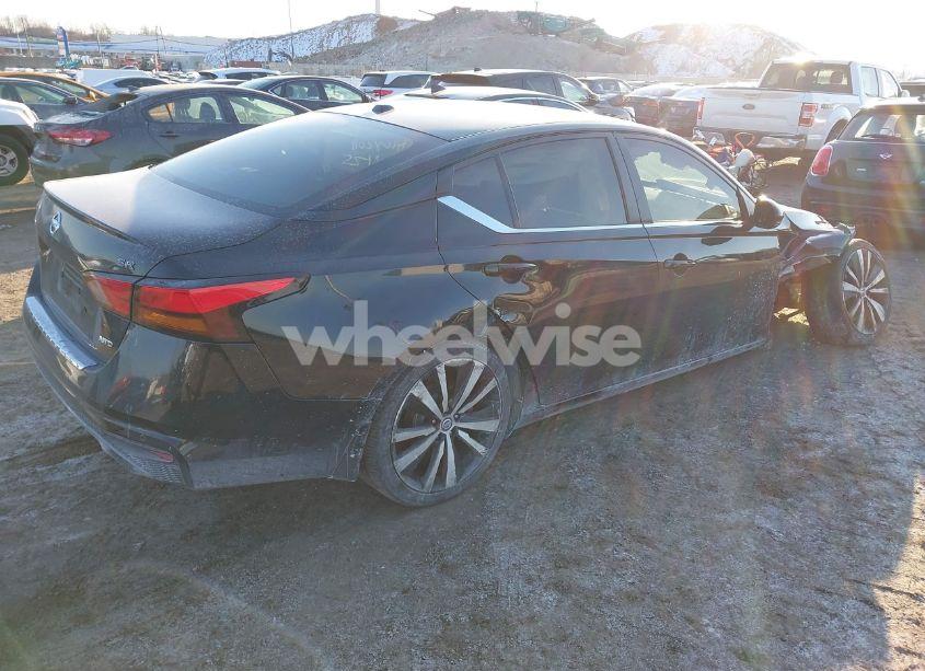 Photo 4 of 2020 Nissan Altima SR INTELLIGENT AWD (VIN 1N4BL4CW8LN323328)