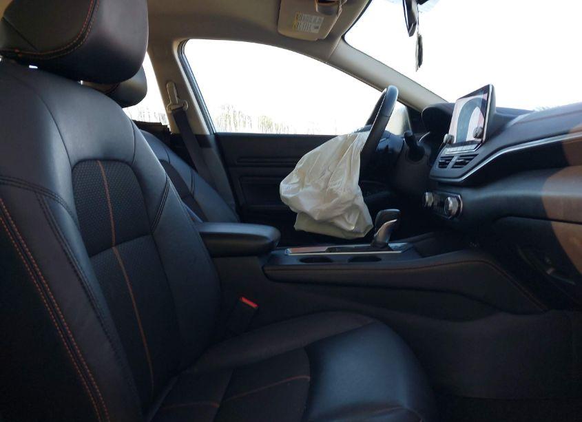 Photo 5 of 2021 Nissan Altima SR INTELLIGENT AWD (VIN 1N4BL4CW8MN307485)