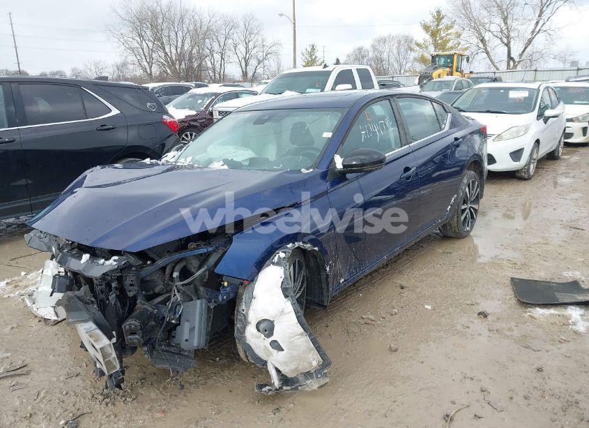 Photo 2 of 2021 Nissan Altima SR INTELLIGENT AWD (VIN 1N4BL4CW8MN349865)