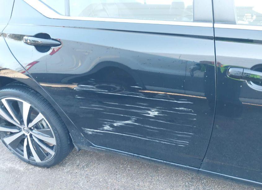 Photo 6 of 2021 Nissan Altima SR INTELLIGENT AWD (VIN 1N4BL4CW8MN409692)