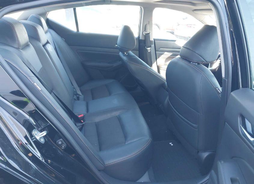 Photo 8 of 2021 Nissan Altima SR INTELLIGENT AWD (VIN 1N4BL4CW8MN409692)