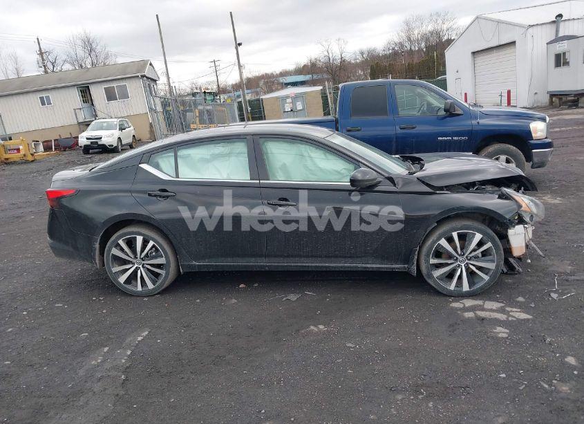 Photo 13 of 2022 Nissan Altima SR INTELLIGENT AWD (VIN 1N4BL4CW8NN338995)