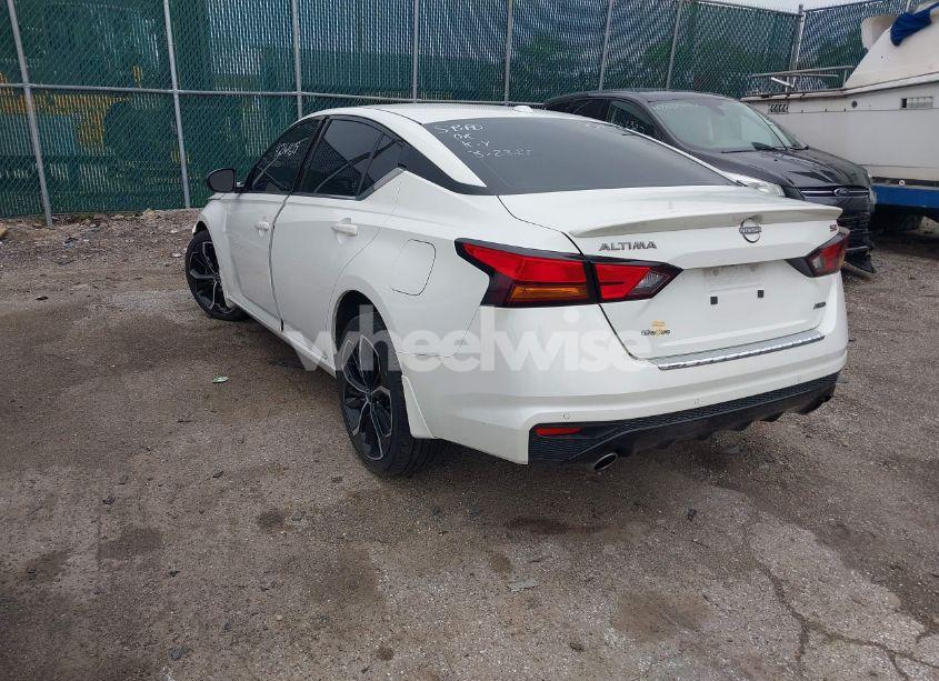 Photo 3 of 2023 Nissan Altima SR INTELLIGENT AWD (VIN 1N4BL4CW8PN325120)
