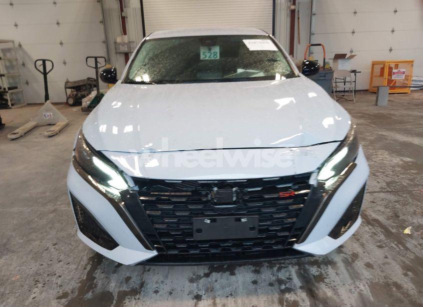 Photo 12 of 2023 Nissan Altima SR INTELLIGENT AWD (VIN 1N4BL4CW8PN358621)