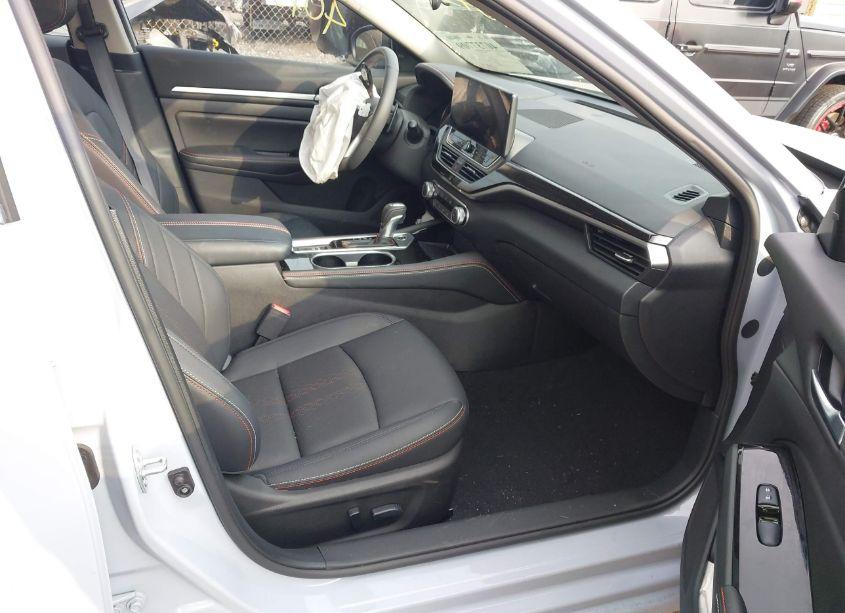 Photo 5 of 2024 Nissan Altima SR INTELLIGENT AWD (VIN 1N4BL4CW8RN409019)