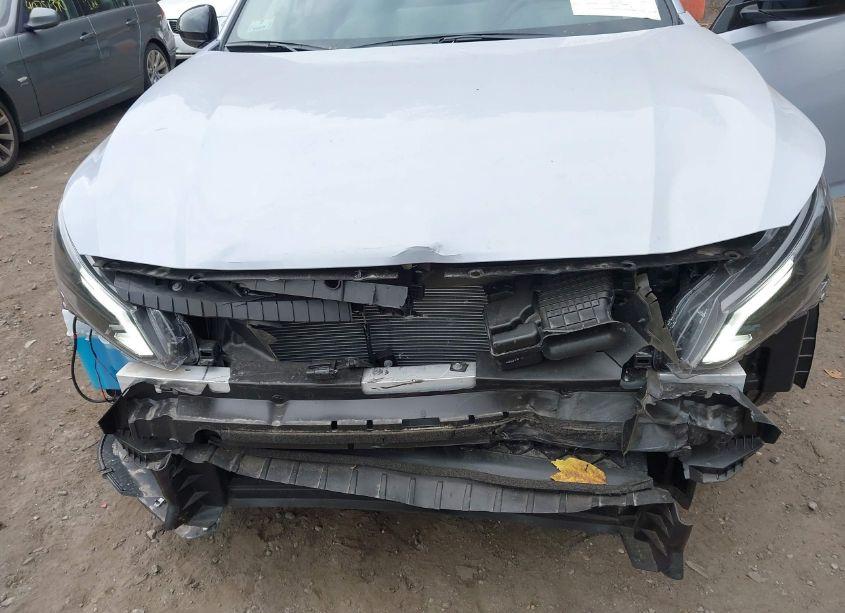 Photo 6 of 2024 Nissan Altima SR INTELLIGENT AWD (VIN 1N4BL4CW8RN409019)