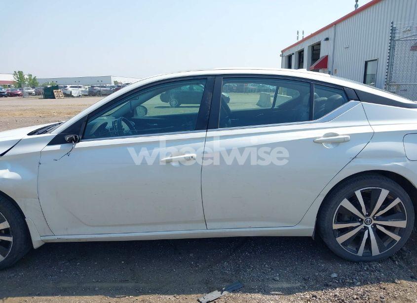 Photo 15 of 2019 Nissan Altima 2.5 SR (VIN 1N4BL4CW9KN303247)