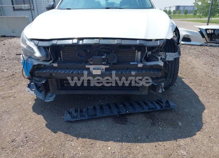 Photo 6 of 2019 Nissan Altima 2.5 SR (VIN 1N4BL4CW9KN303247)