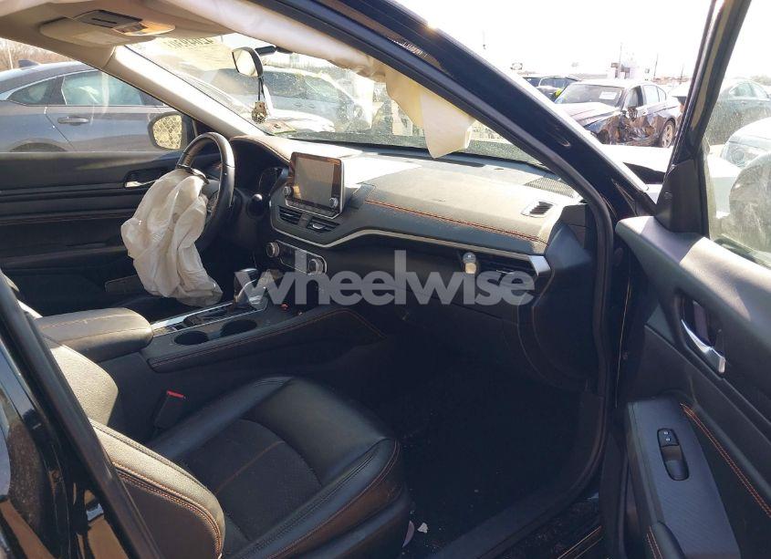 Photo 5 of 2019 Nissan Altima 2.5 SR (VIN 1N4BL4CW9KN304155)