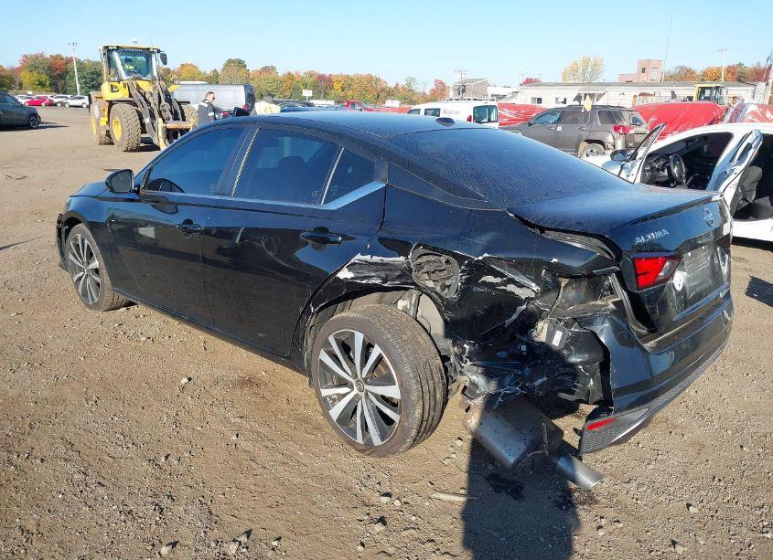 Photo 3 of 2019 Nissan Altima 2.5 SR (VIN 1N4BL4CW9KN316497)