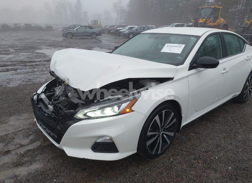 Photo 18 of 2019 Nissan Altima 2.5 SR (VIN 1N4BL4CW9KN321361)