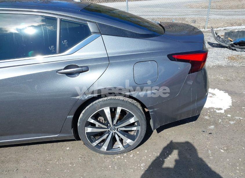 Photo 18 of 2020 Nissan Altima SR INTELLIGENT AWD (VIN 1N4BL4CW9LC238297)
