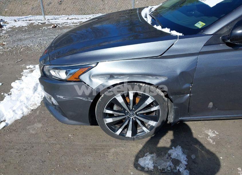 Photo 6 of 2020 Nissan Altima SR INTELLIGENT AWD (VIN 1N4BL4CW9LC238297)