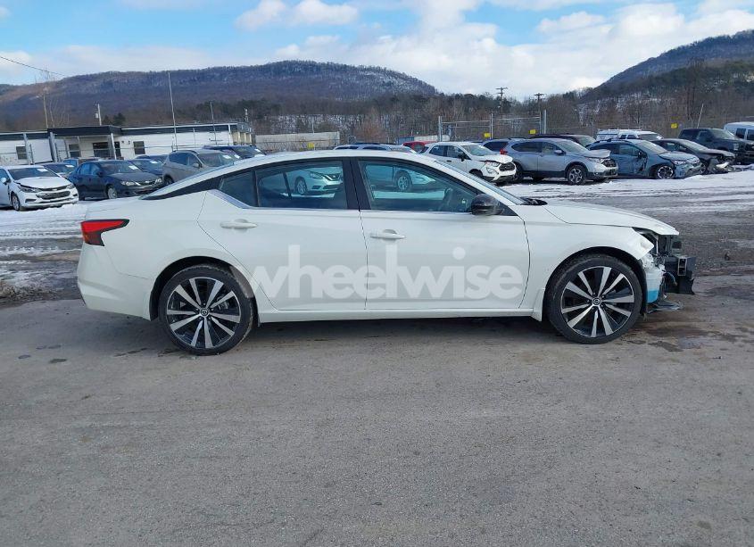 Photo 13 of 2021 Nissan Altima SR INTELLIGENT AWD (VIN 1N4BL4CW9MN305356)