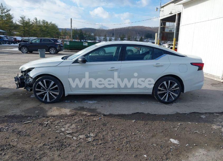 Photo 14 of 2021 Nissan Altima SR INTELLIGENT AWD (VIN 1N4BL4CW9MN305356)