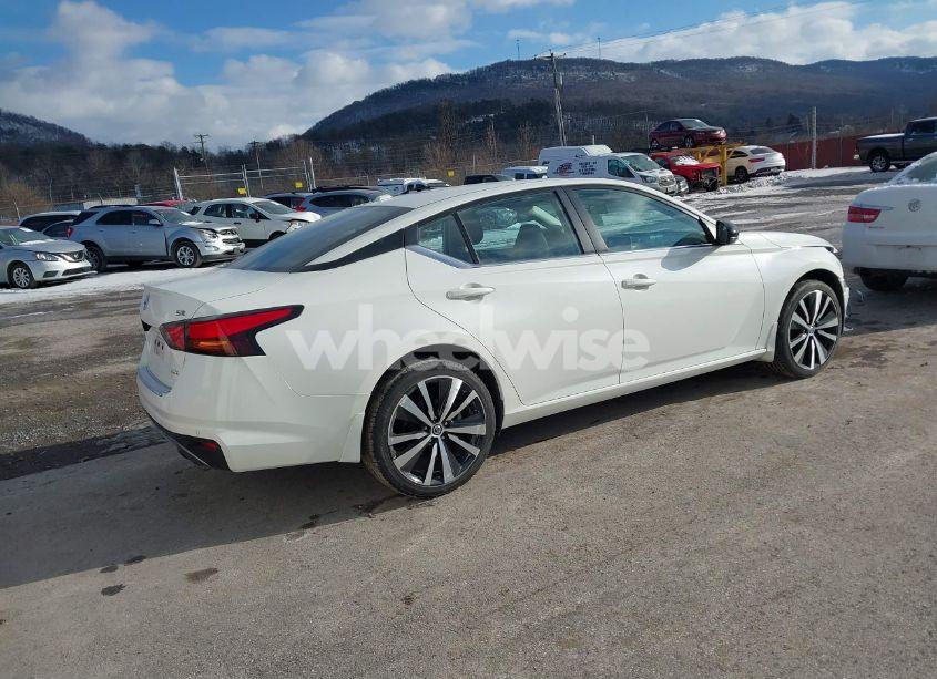 Photo 4 of 2021 Nissan Altima SR INTELLIGENT AWD (VIN 1N4BL4CW9MN305356)