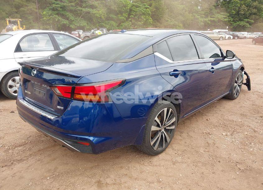 Photo 4 of 2022 Nissan Altima SR INTELLIGENT AWD (VIN 1N4BL4CW9NN341887)