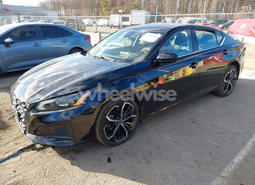 Photo 2 of 2024 Nissan Altima SR INTELLIGENT AWD (VIN 1N4BL4CW9RN307938)