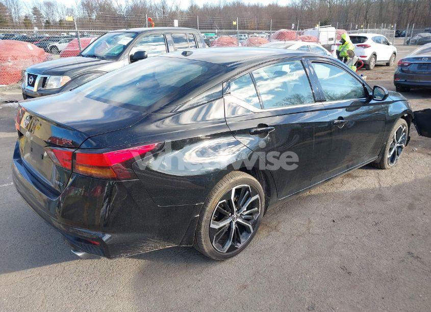 Photo 4 of 2024 Nissan Altima SR INTELLIGENT AWD (VIN 1N4BL4CW9RN307938)