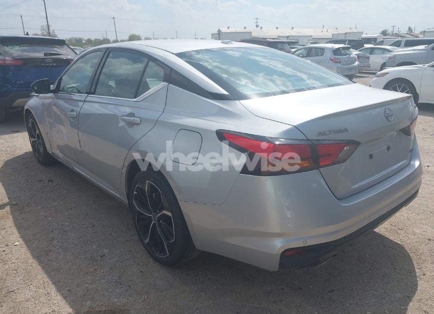 Photo 3 of 2024 Nissan Altima SR INTELLIGENT AWD (VIN 1N4BL4CW9RN429831)