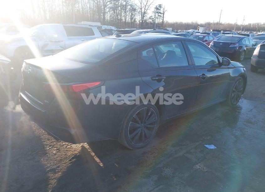 Photo 4 of 2019 Nissan Altima 2.5 SR (VIN 1N4BL4CWXKC193580)