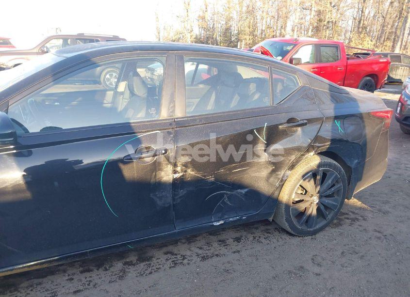 Photo 6 of 2019 Nissan Altima 2.5 SR (VIN 1N4BL4CWXKC193580)