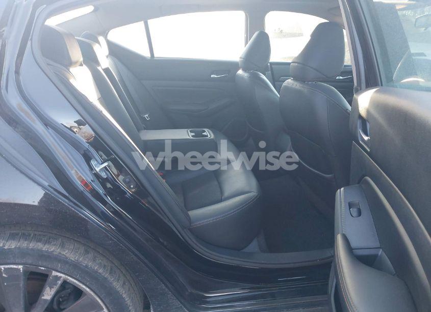 Photo 8 of 2019 Nissan Altima 2.5 SR (VIN 1N4BL4CWXKC193580)