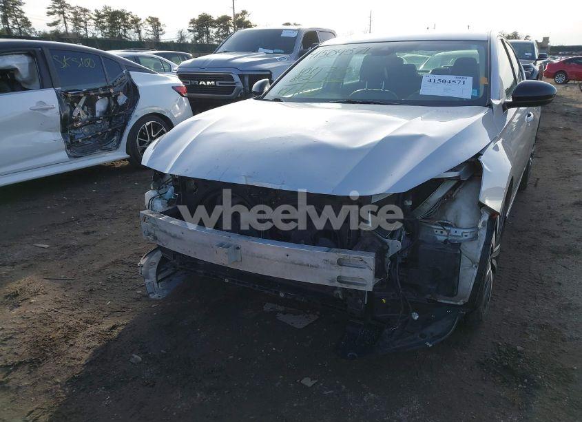 Photo 6 of 2020 Nissan Altima SR INTELLIGENT AWD (VIN 1N4BL4CWXLC172584)