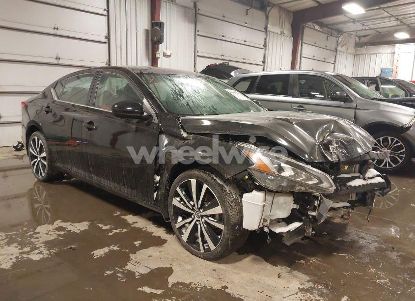 2021 Nissan Altima SR INTELLIGENT AWD (VIN 1N4BL4CWXMN345140) main photo