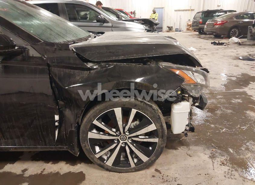 Photo 17 of 2021 Nissan Altima SR INTELLIGENT AWD (VIN 1N4BL4CWXMN345140)