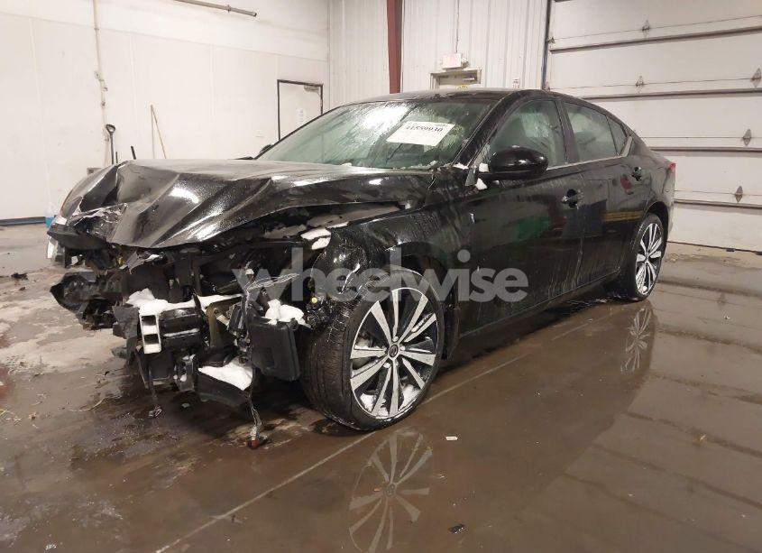 Photo 2 of 2021 Nissan Altima SR INTELLIGENT AWD (VIN 1N4BL4CWXMN345140)