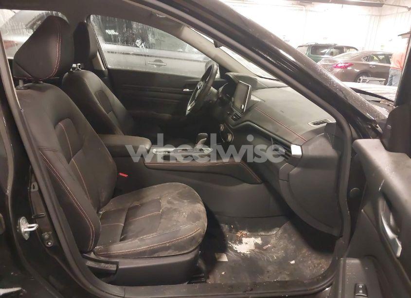 Photo 5 of 2021 Nissan Altima SR INTELLIGENT AWD (VIN 1N4BL4CWXMN345140)